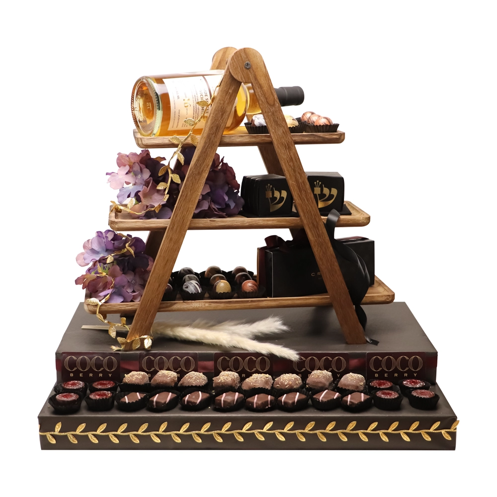 Ladder arrangement with whisky and chocolates